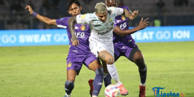 Hasil Liga 1: Persib Bandung Tundukkan Persik Kediri 2-0