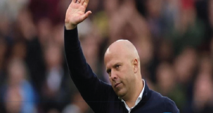 Jelang Liverpool vs Man City, Arne Slot Beri Pujian untuk Guardiola