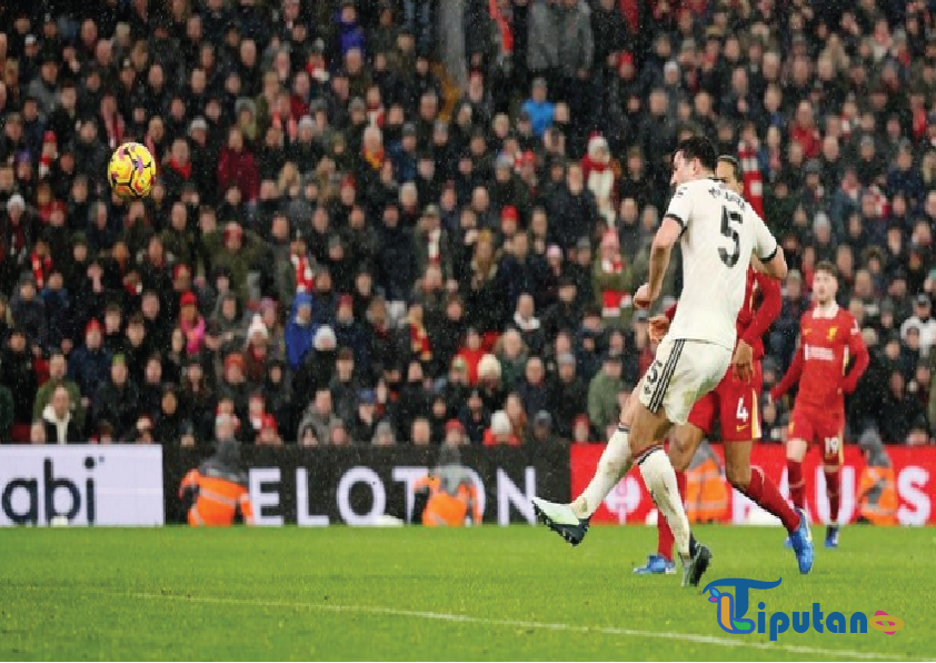 Seandainya Sepakan Maguire Tidak Melayang…