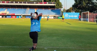 True Bangkok United Mulai Latihan Throw-In untuk Pratama Arhan, Tak Heran Semua Ball Boy Diberikan Handuk