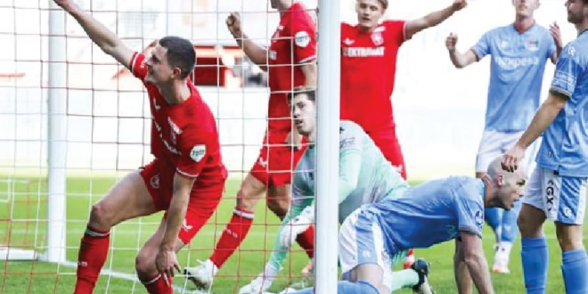 Derbi Indonesia di Liga Belanda: Klub Mees Hilgers, FC Twente, Kalahkan Tim Calvin Verdonk 2-0