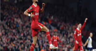 Saat Anfield Membakar Semangat The Reds