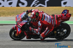 Bagnaia Kesal Hanya Bisa Menonton Duel Marquez Bersaudara