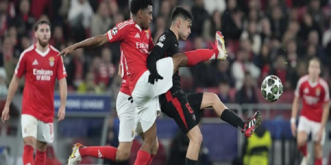 Benfica vs Barcelona Masih Imbang 0-0, Cubarsí Dikartu Merah