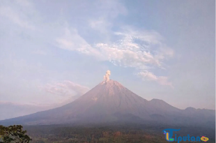 Gunung Semeru Erupsi Rabu Pagi, Letusan Capai 1.000 Meter