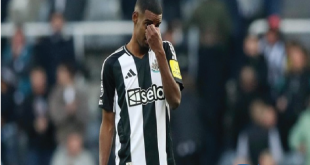Kini Alexander Isak yang Menangis Terisak-isak