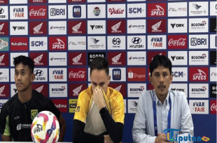 Paul Munster Dihujani Kritik Netizen Usai Tutup Hidung di Stadion PSM