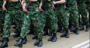 Perubahan Pasal 53 dalam RUU TNI: Perpanjangan Usia Pensiun Prajurit Berdasarkan Pangkat