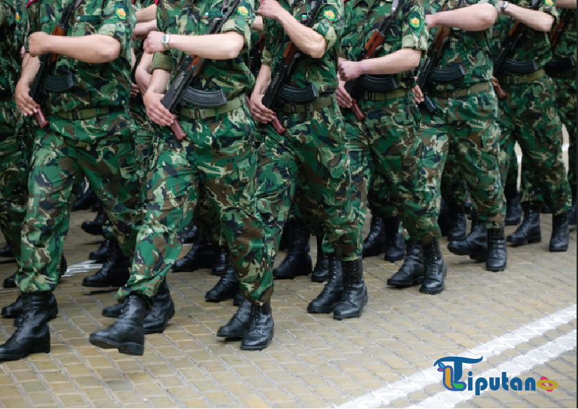 Perubahan Pasal 53 dalam RUU TNI: Perpanjangan Usia Pensiun Prajurit Berdasarkan Pangkat