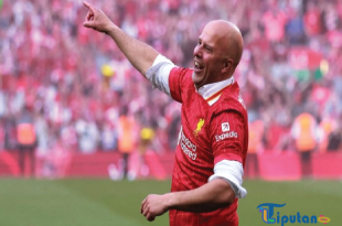 Arne Slot Masuk Dalam Daftar Manajer Elite: Menang Juara di Musim Debut
