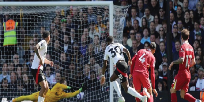 Babak Pertama, Fulham Bantai Liverpool 3-1