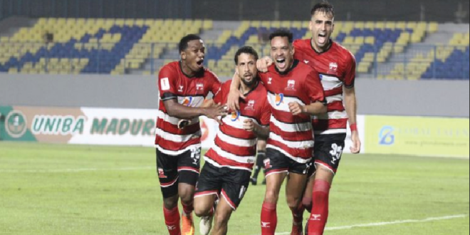 Hasil Arema FC vs Madura United: Menang Tipis 1-0, Sape Kerrab Menjauh dari Zona Degradasi