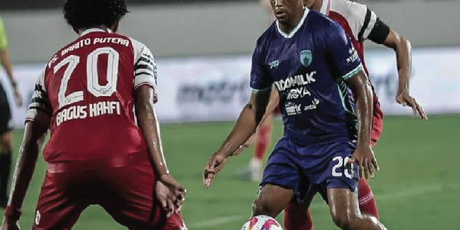 Hasil Liga 1: Dapat Penalti Kontroversial, Barito Putera Takluk dari Persita Lewat Gol Cantik Eber Bessa