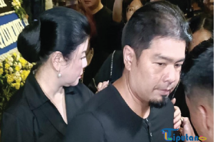 Kerabat Datangi Rumah Duka Hotma Sitompul: Hadir Desiree Tarigan hingga Bams eks SamsonS