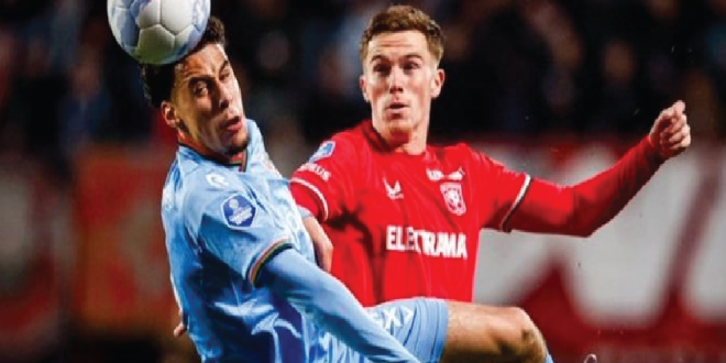 Calvin Verdonk Gagal ke Conference League, Mees Hilgers Rayakan dari Rumah