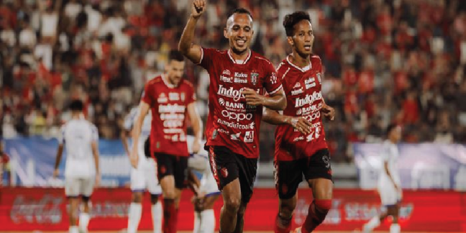 Klasemen Liga 1: Bali United Salip Persija, PSIS Semarang Terancam Degradasi