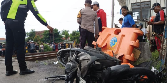 Kronologi Kecelakaan Kereta Api di Magetan: 4 Orang Tewas