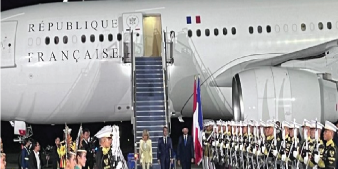 Presiden Prancis Macron Tiba di Indonesia, Disambut oleh Menhan dan Menlu