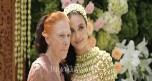 Siraman, Luna Maya Gunakan Air Zamzam
