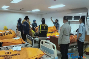 Tiga dari 12 Jenazah Korban Kecelakaan Bus Diberikan kepada Keluarga