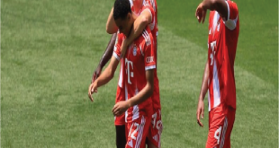 Bayern vs Auckland: Die Roten Hujani Gol, Menang Telak 10-0!