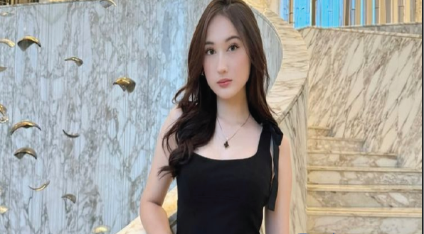 Laura Moane, Artis Muda yang Jadi Perbincangan di Tengah Momen Pernikahan Al Ghazali