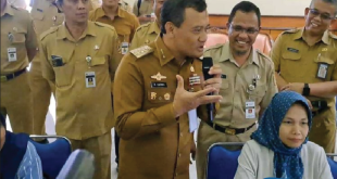 Luthfi Ingatkan Larangan Jastip Siswa Baru, ASN Nakal Terancam Sanksi Tegas
