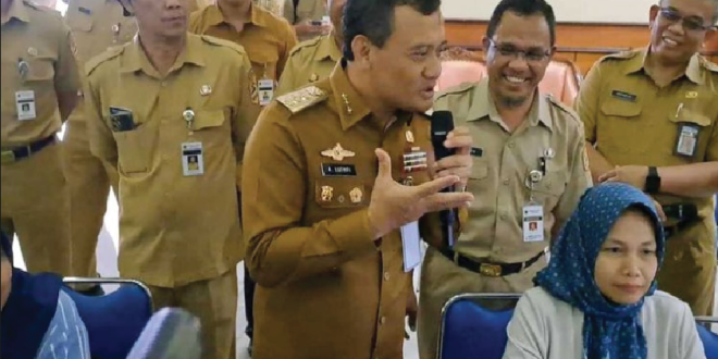 Luthfi Ingatkan Larangan Jastip Siswa Baru, ASN Nakal Terancam Sanksi Tegas