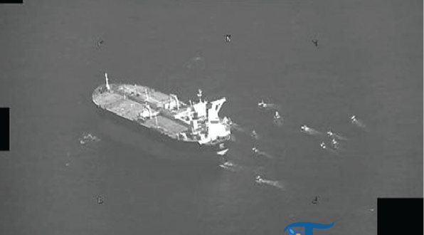 Tiga Kapal Tanker Bertabrakan di Dekat Selat Hormuz, UEA Lakukan Evakuasi Awak Kapal