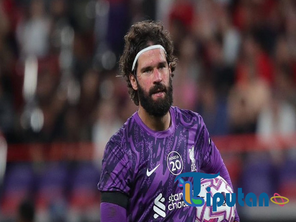 Alisson Pulang ke Brasil: Situasi Tak Ideal bagi Liverpool di Tengah Pramusim