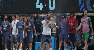 PSG Bungkam Madrid, Luis Enrique Kebanjiran Pesan dari Fans Barcelona
