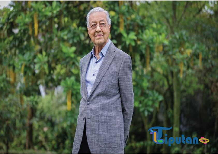 Seratus Tahun Mahathir Mohamad: Jejak Pemimpin dan Pejuang yang Pantang Mundur