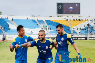 Arema FC Tundukkan Bhayangkara FC 2-1 Berkat Brace Dalberto