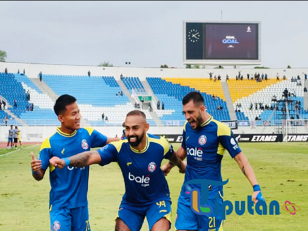 Arema FC Tundukkan Bhayangkara FC 2-1 Berkat Brace Dalberto