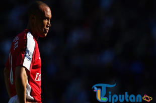 Deretan Bintang Sepakbola yang Pernah Membela MU dan Arsenal
