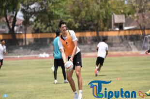 Elkan Baggott Resmi Masuk Skuad Utama Ipswich Town Musim 2025/26
