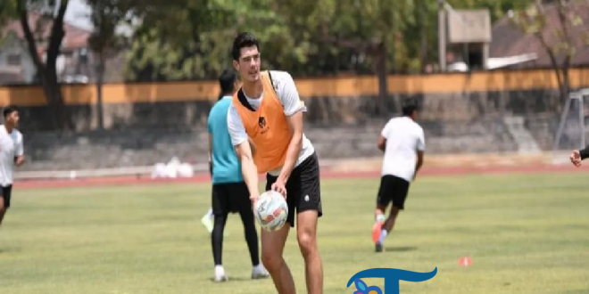 Elkan Baggott Resmi Masuk Skuad Utama Ipswich Town Musim 2025/26