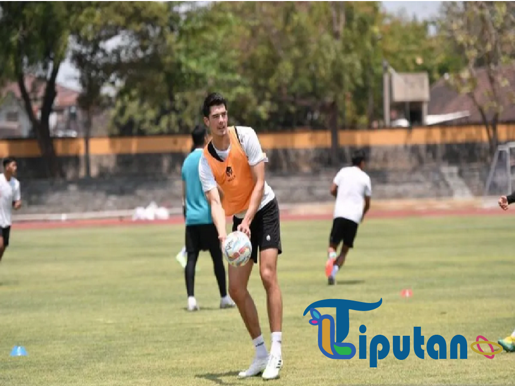 Elkan Baggott Resmi Masuk Skuad Utama Ipswich Town Musim 2025/26