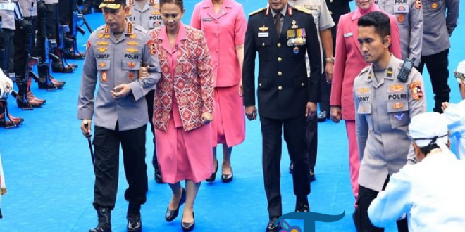Kapolri Ungkap Kekaguman pada Eks Wakapolri Ahmad Dofiri: “Terima Kasih, Pak”
