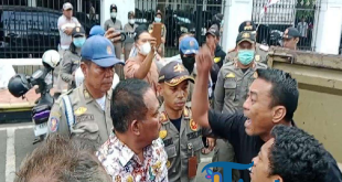 Ricuh di Pati: Penertiban Posko Donasi Aksi Tolak Kenaikan PBB-P2 Berujung Ketegangan