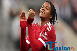 Rio Ngumoha Ukir Debut Gemilang Bersama Liverpool