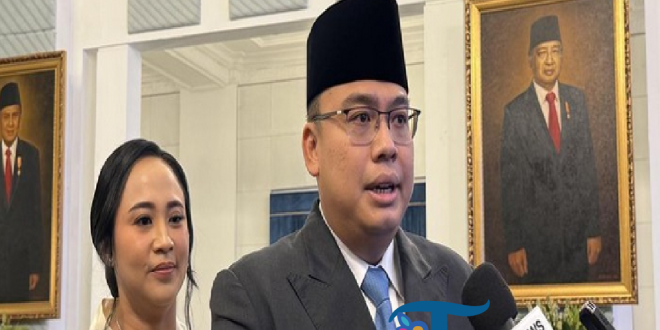 Angga Raka Dilantik Jadi Kepala Badan Komunikasi Pemerintah, Tetap Menjabat Wamenkomdigi
