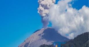 Gunung Semeru Alami Empat Kali Erupsi Hari Ini, Status Tetap Waspada
