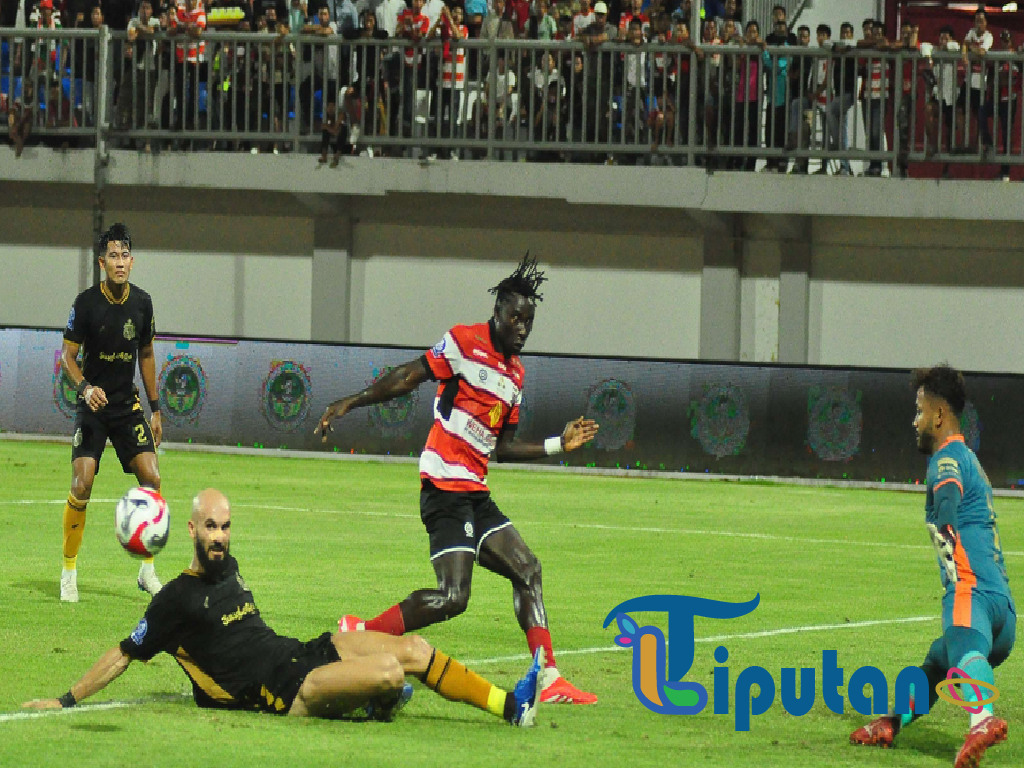 Madura United Kembali Gagal Menang di Kandang