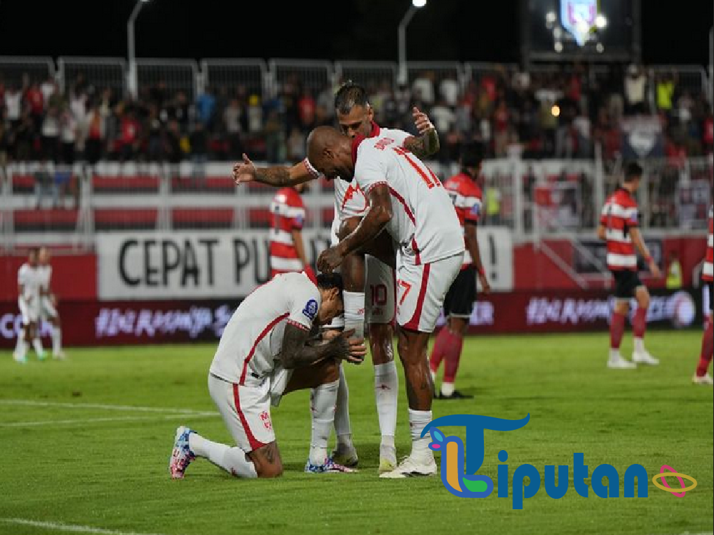 Malut United Bungkam Madura United 4-1: Hat-trick Ciro Antar Laskar Kie Raha Bangkit