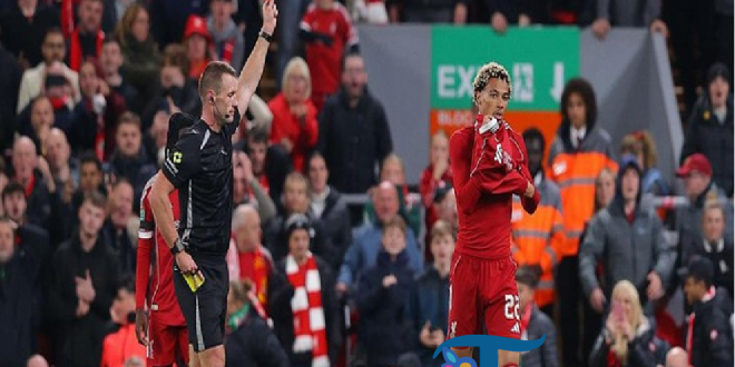 Slot Menanggapi Kartu Merah Ekitike: Tindakan Ceroboh yang Seharusnya Dihindari