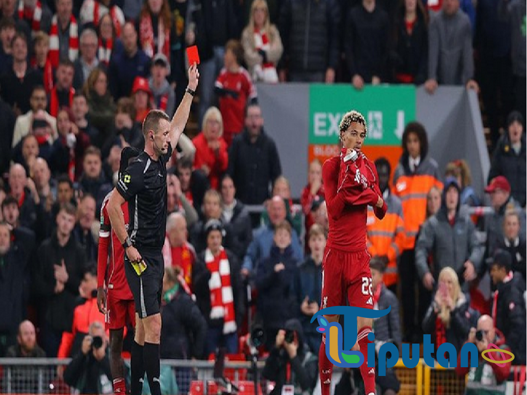 Slot Menanggapi Kartu Merah Ekitike: Tindakan Ceroboh yang Seharusnya Dihindari