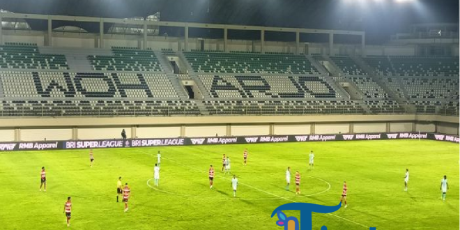 Super League: Laga PSBS vs Madura United Berakhir Imbang, Penalti Kontroversial Wasit Thoriq Alkatiri Jadi Sorotan