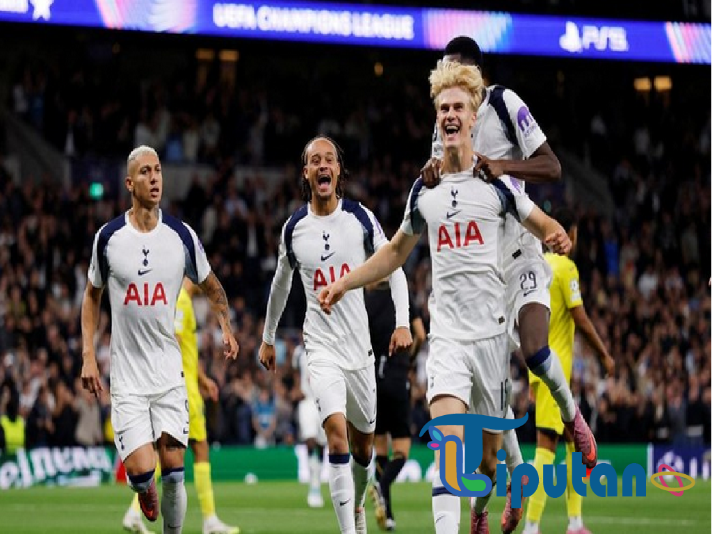 Tottenham vs Villarreal: Blunder Kiper Antar Spurs Raih Kemenangan