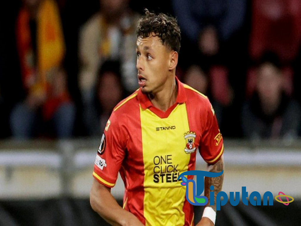 Dean James Tuai Pujian Media Belanda Usai Cetak 2 Assist di Liga Europa